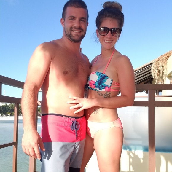 Meet your Posher, Serah - Picture 2 of 8